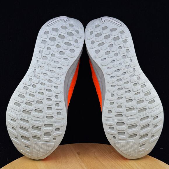 Nike ReactX Infinity Run 4 Mens Size 9.5 Hyper Crimson Light Silver HQ2934 800 - Picture 8 of 8